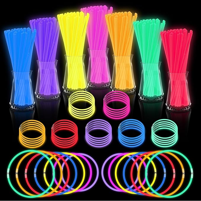 Halloween Glow Sticks Bulk Party Pack- Ultra Bright 500pk Glow in the Dark Pa...
