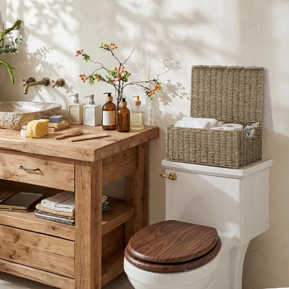 StorageWorks Scalloped Wicker Basket with Lid, Seagrass Storage Baskets