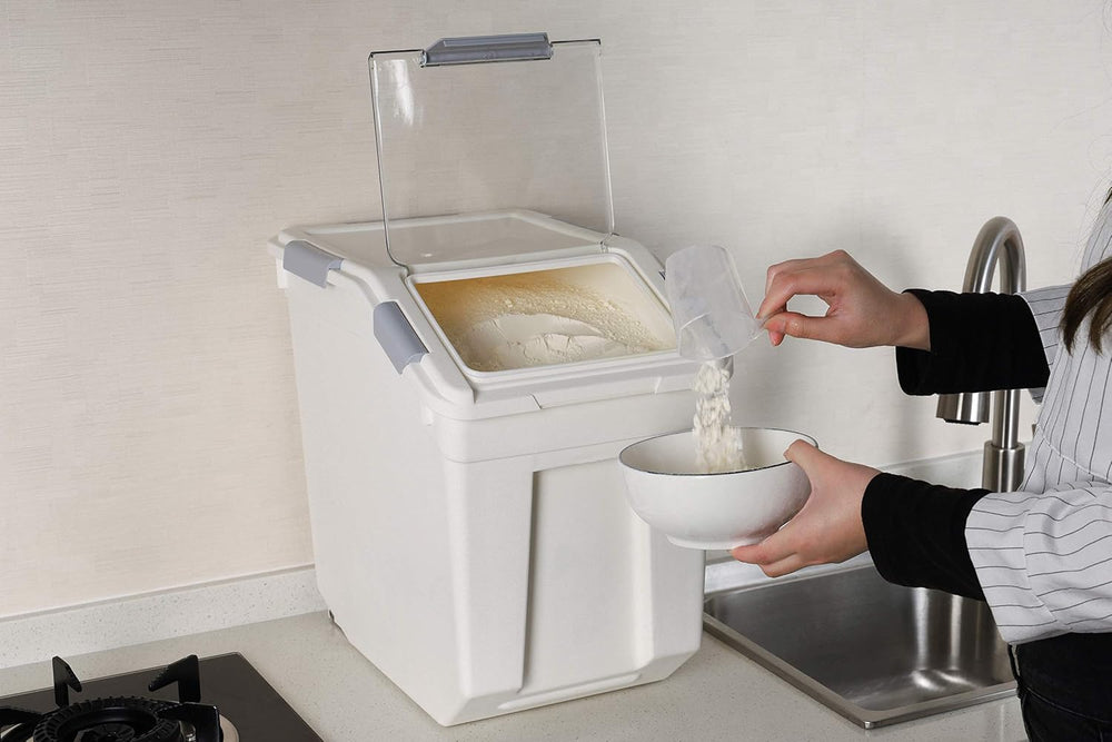 EonTone Flour Storage Container 25 Liters (30 Lb) Pack-6 with Lockable Lid W...