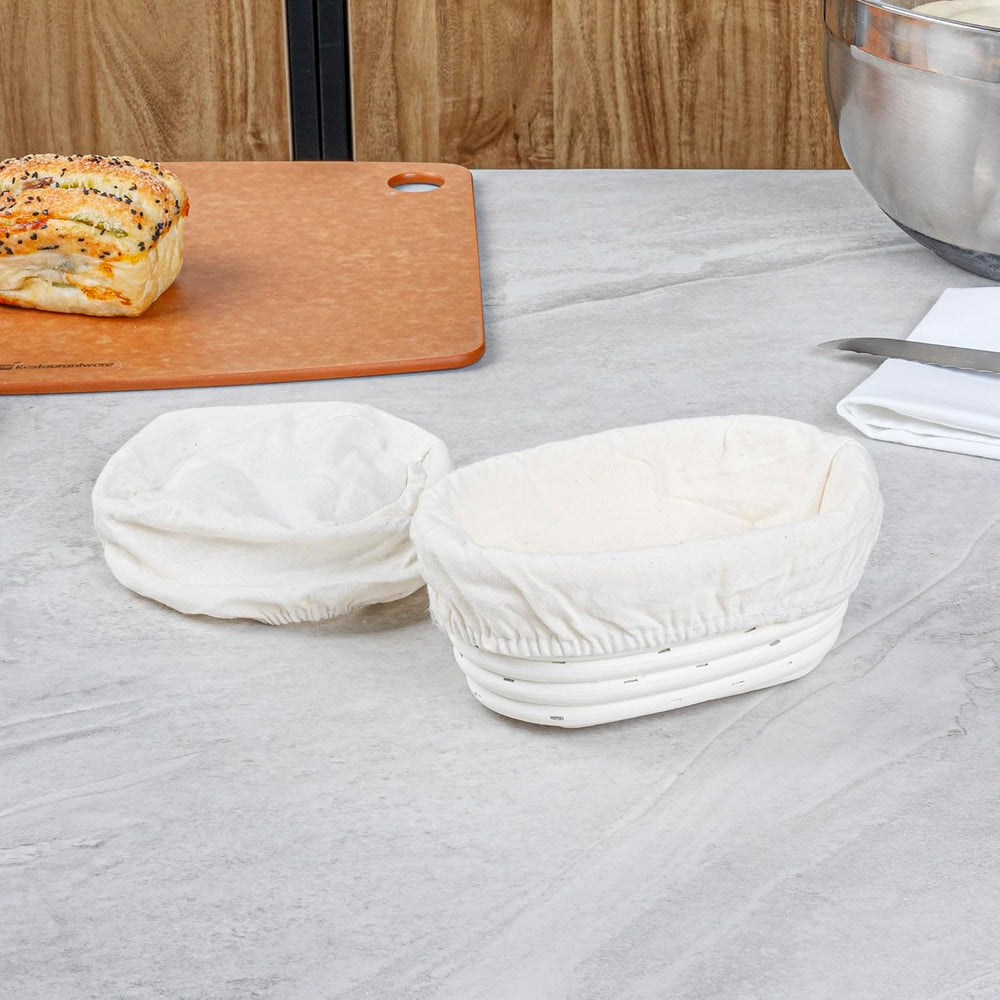 Restaurantware Oval Rattan Banneton Proofing Basket, 2 Cotton Liners, 1 Ct