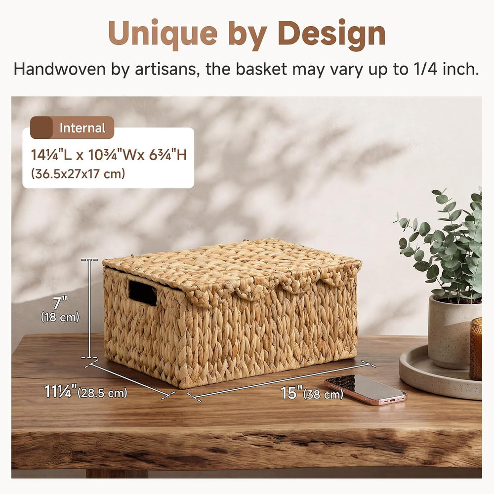 StorageWorks Scalloped Wicker Basket with Lid, Woven Water Hyacinth Basket