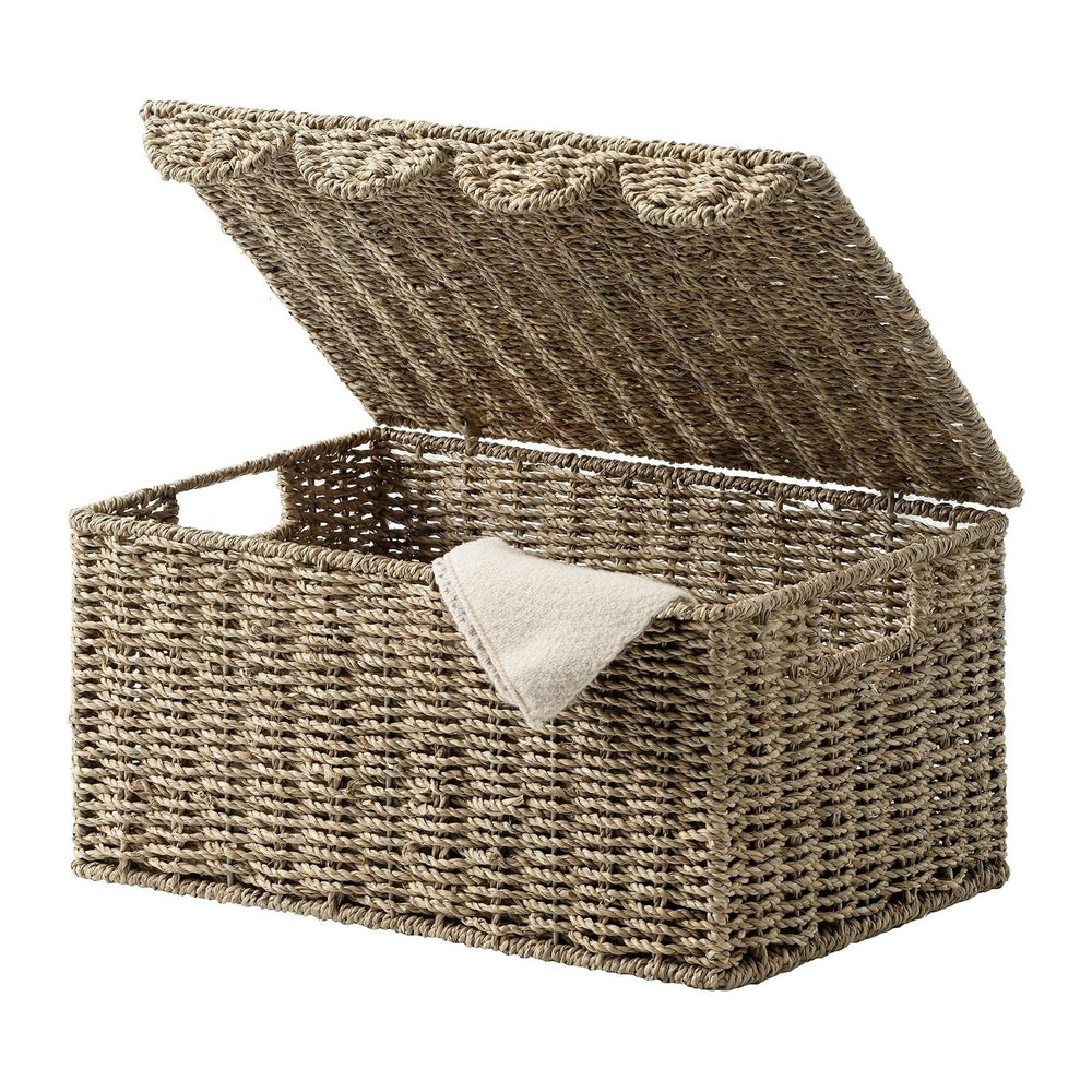 StorageWorks Scalloped Wicker Basket with Lid, Seagrass Storage Baskets